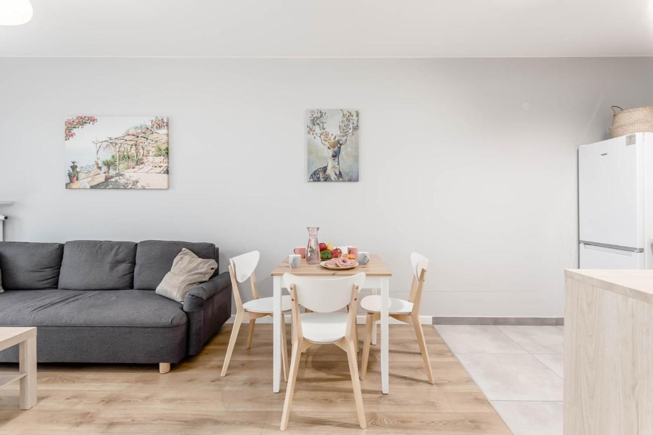 Chill Apartments Mokotow Business Center Варшава Экстерьер фото
